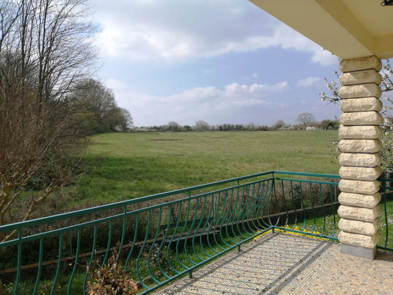 Maison - 96 m² - 5 pièces