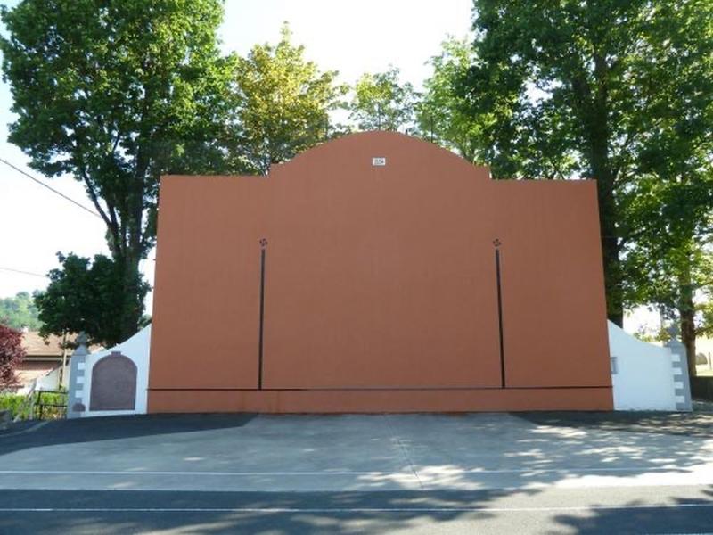 Friperie : Jantzi hustea