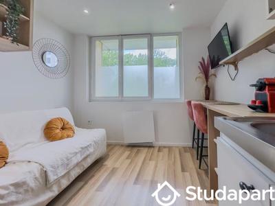 Appartement - 12 m² - 1 pièce