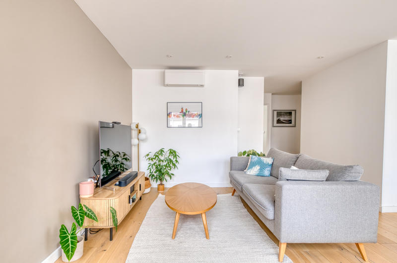 Appartement - 80 m² - 4 pièces