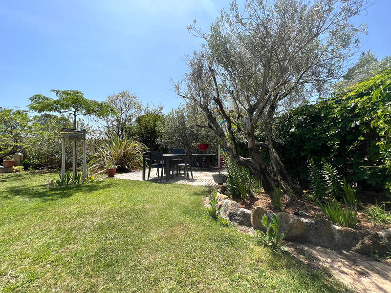 Maison - 210 m² - 8 pièces