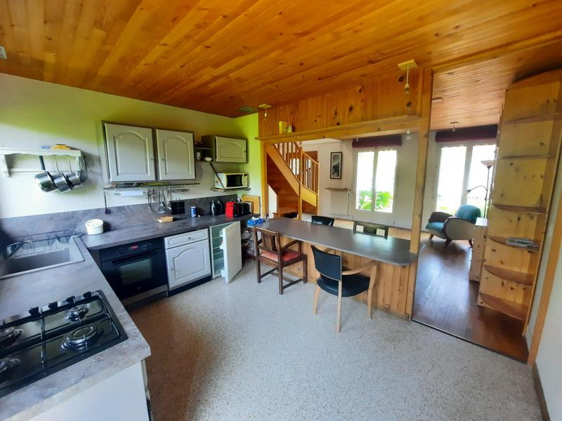 Maison traditionnelle - 108 m² - 6 pièces