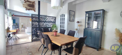 Maison - 155 m² - 6 pièces