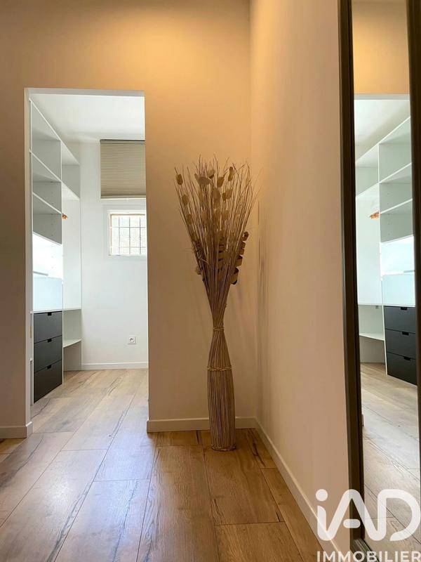 Maison - 295 m² - 11 pièces