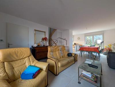 Maison - 94 m² - 4 pièces