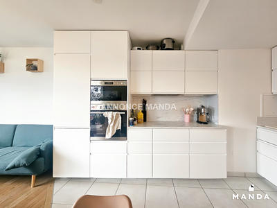 Chambre - 9 m² - 4 pièces