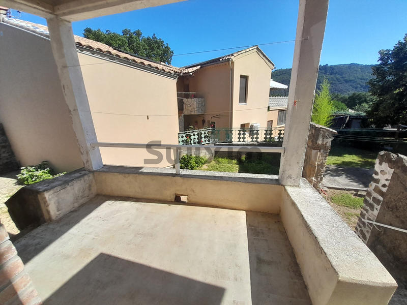 Maison - 150 m² - 8 pièces