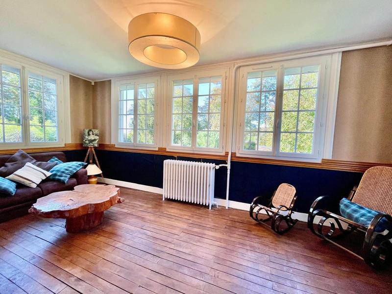 Manoir - 370 m² - 7 pièces