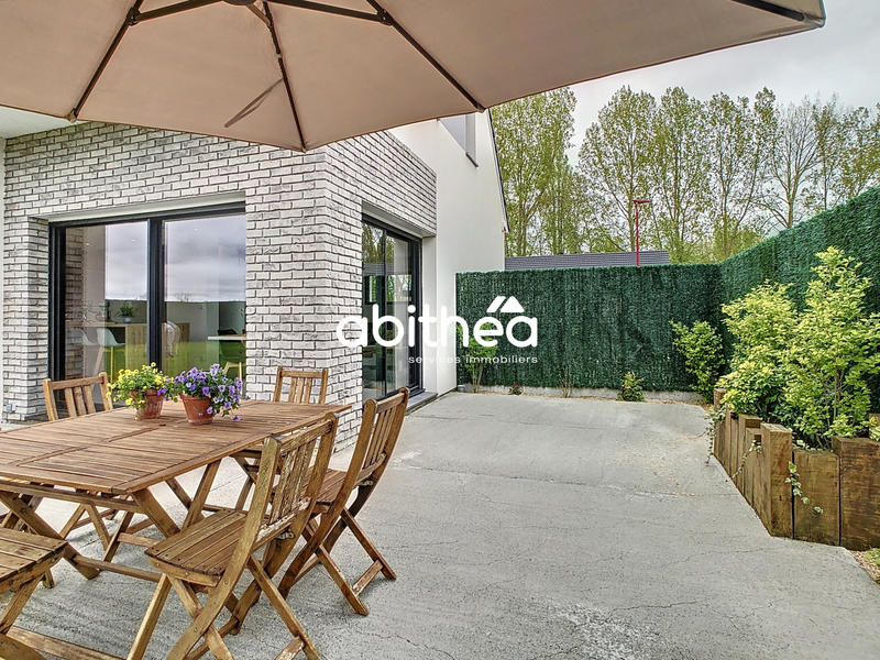 Maison - 137 m² - 6 pièces