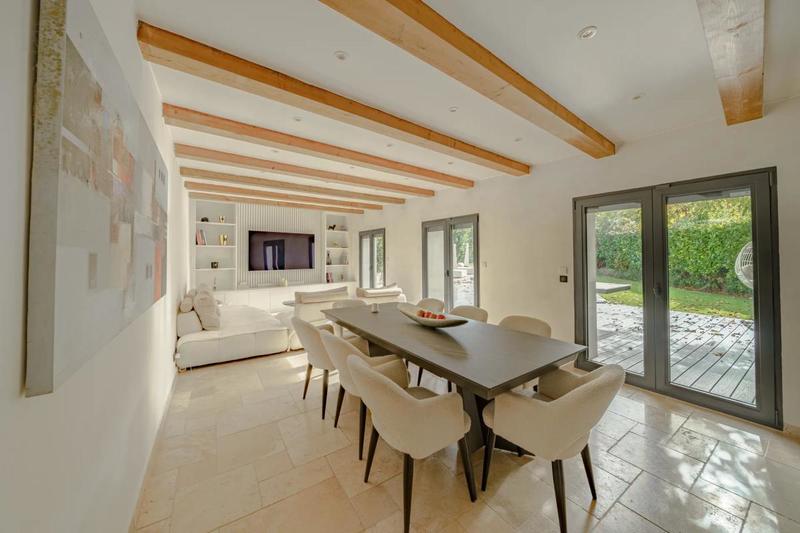 Maison - 160 m² - 6 pièces