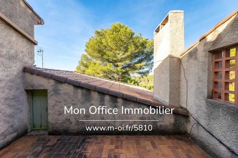 Villa - 316 m² - 9 pièces