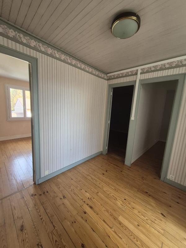 Maison - 200 m² - 7 pièces