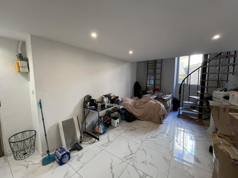 Local commercial - 92 m²