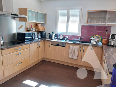 Maison - 99 m² - 4 pièces