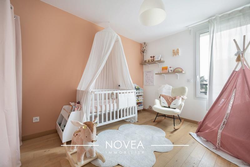 Appartement - 85 m² - 4 pièces