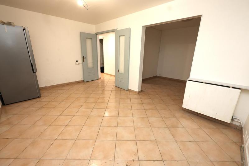 Maison - 97 m² - 6 pièces