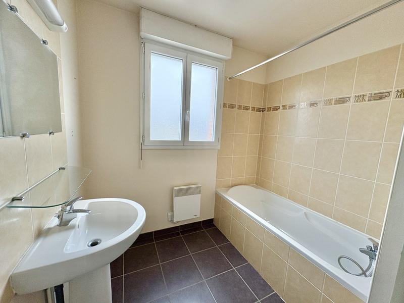 Maison - 87 m² - 4 pièces