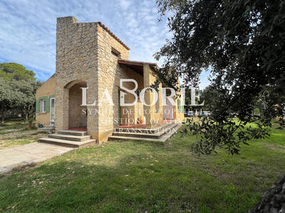 Villa - 190 m² - 4 pièces