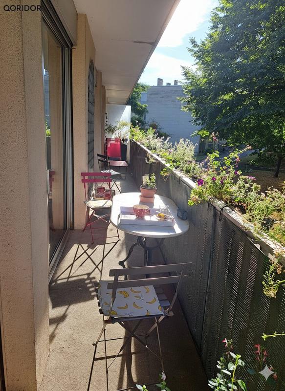 Appartement - 100 m² - 5 pièces