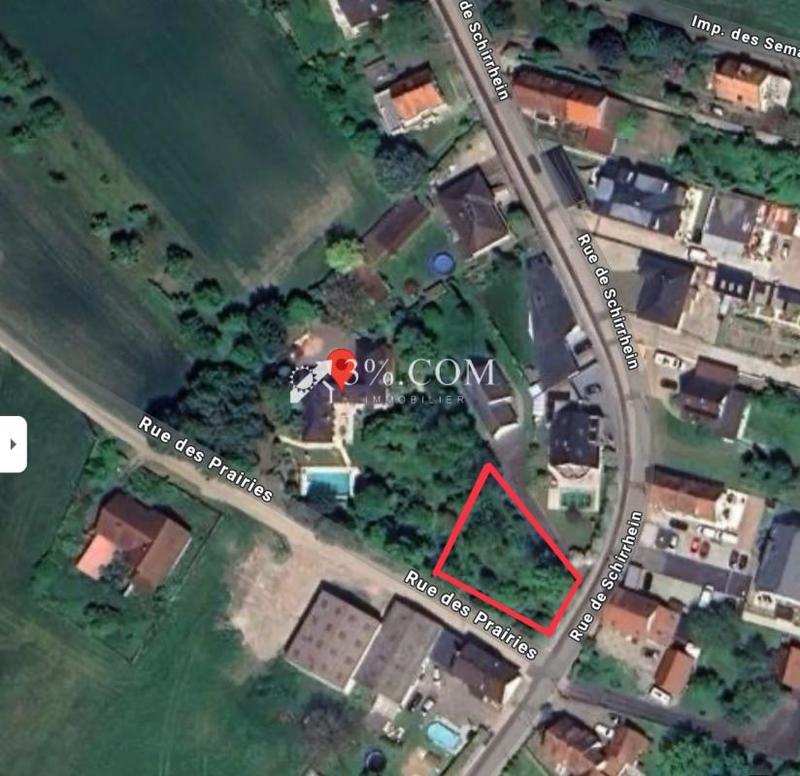 Terrain - 689 m²