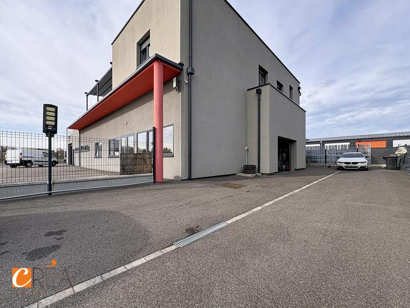 Local d'activités - 500 m²