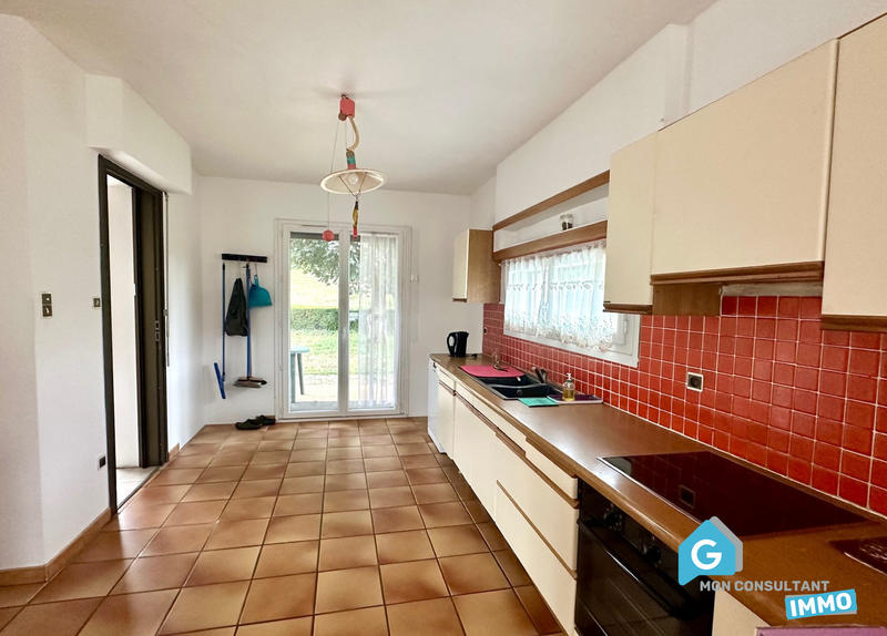 Maison - 149 m² - 7 pièces