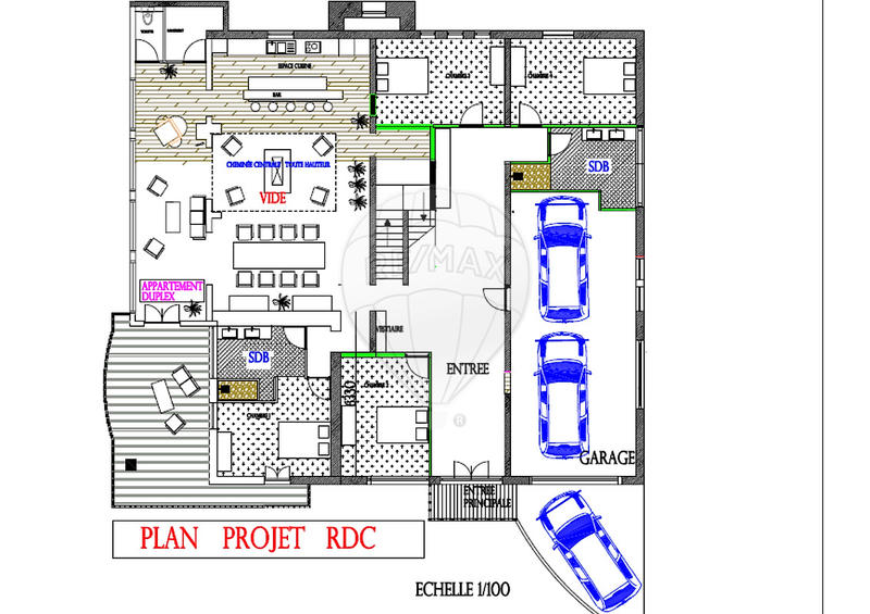 Maison - 477 m² - 13 pièces