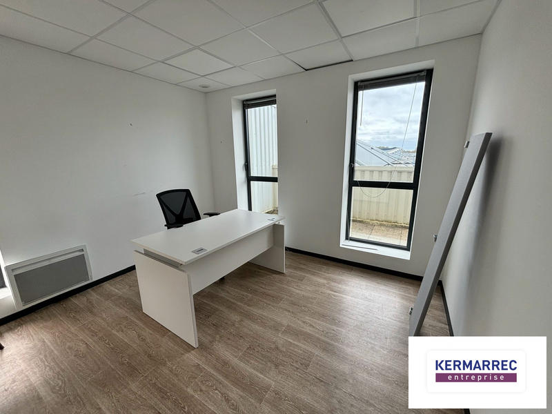 Bureau - 70 m² - 1 pièce