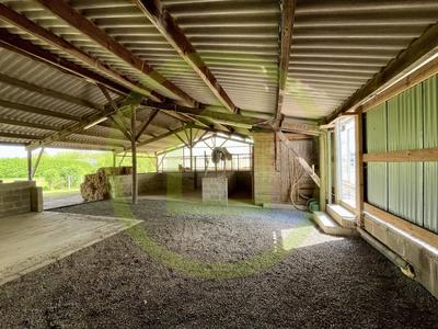 Maison - 376 m² - 7 pièces