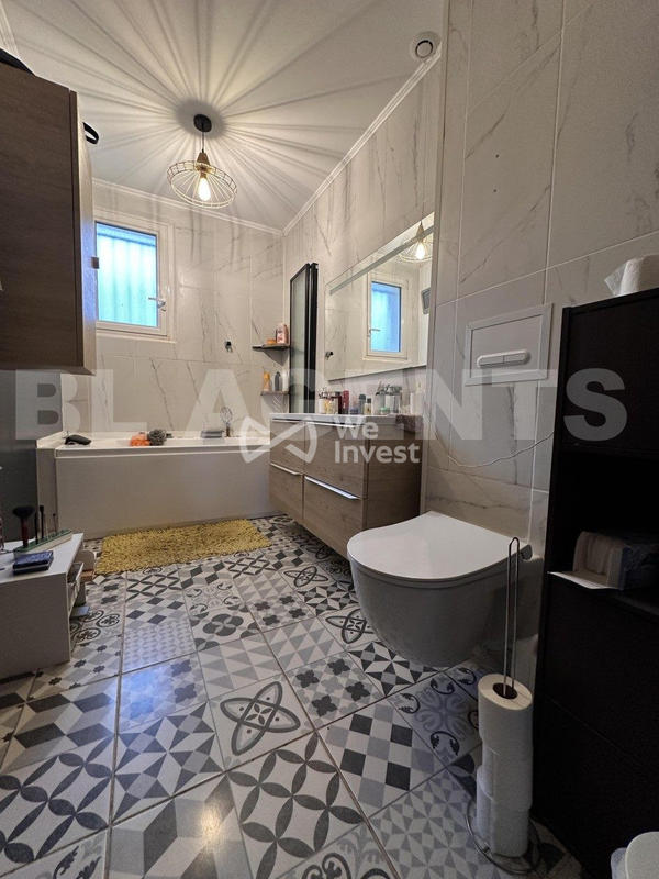 Maison - 110 m² - 6 pièces