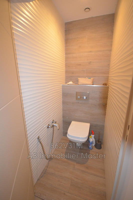 Maison - 162 m² - 6 pièces