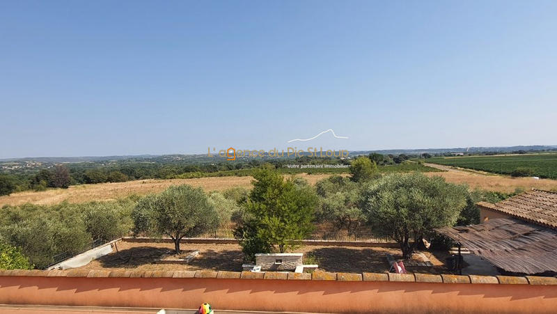 Villa - 220 m² - 8 pièces