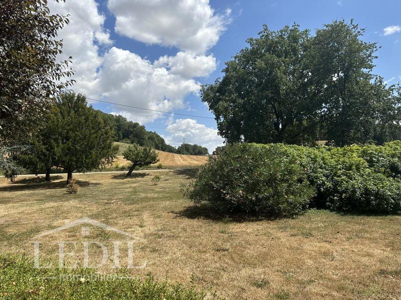 Propriété - 230 m² - 7 pièces