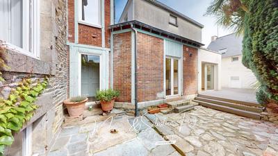 Maison de maîtres - 182 m² - 6 pièces