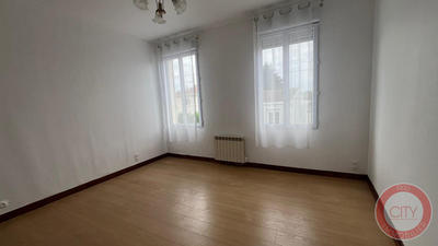 Maison - 65 m² - 4 pièces