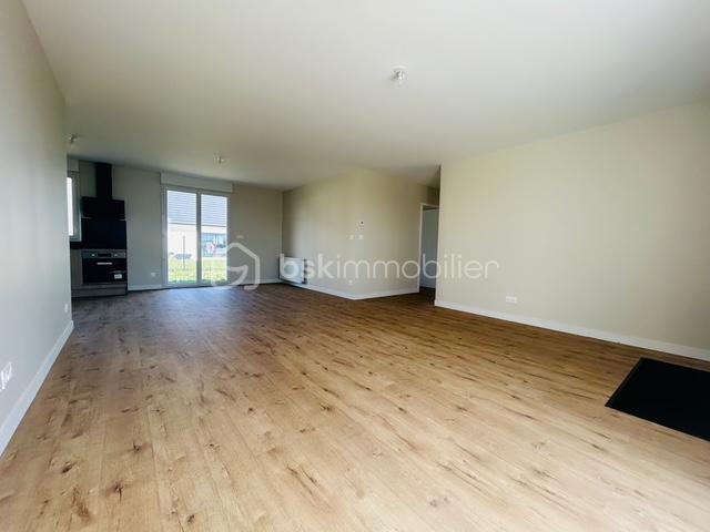 Maison - 85 m² - 5 pièces