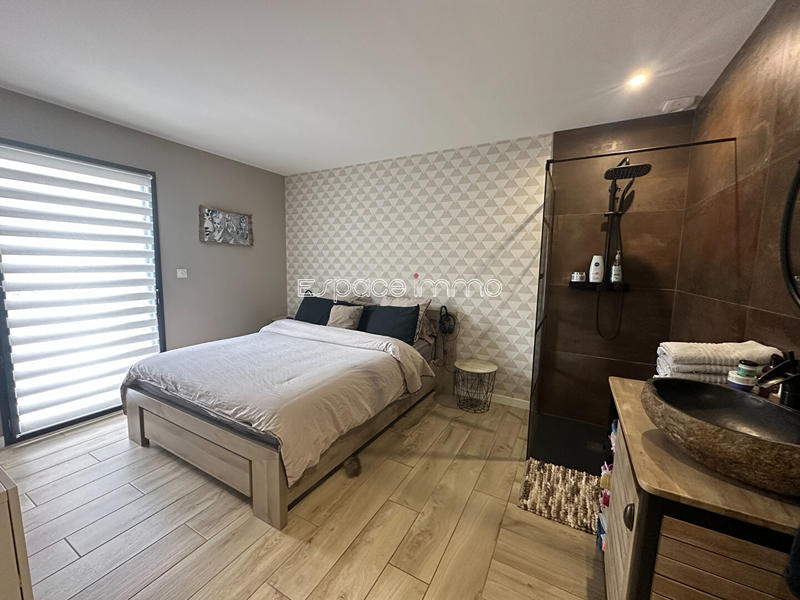 Maison - 123 m² - 7 pièces