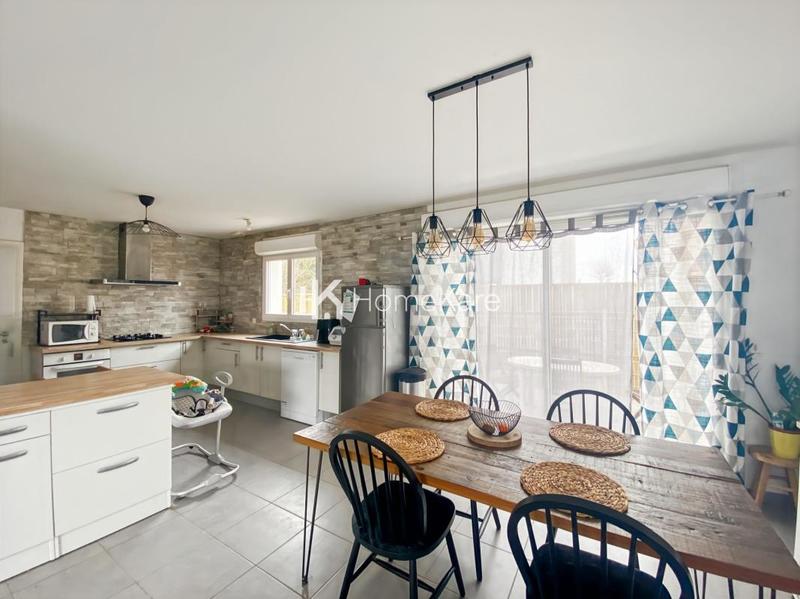 Maison - 110 m² - 5 pièces