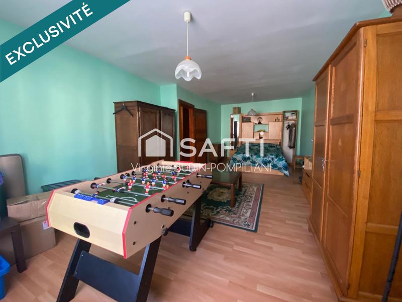 Maison - 175 m² - 8 pièces