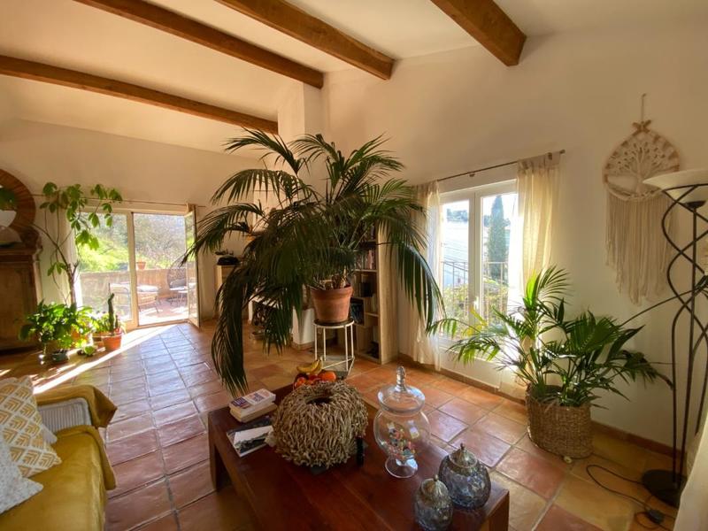 Maison - 122 m² - 4 pièces