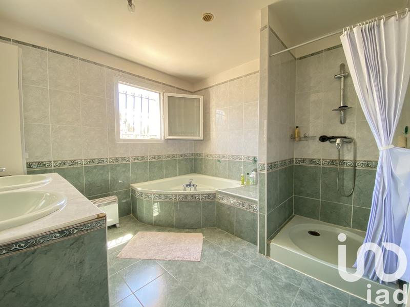 Maison - 195 m² - 8 pièces