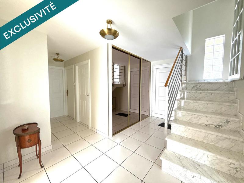 Maison - 164 m² - 5 pièces