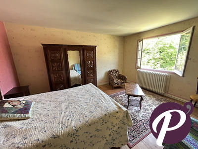 Maison ancienne - 237 m² - 7 pièces