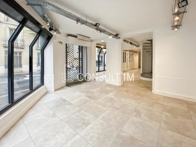 Local commercial - 313 m²