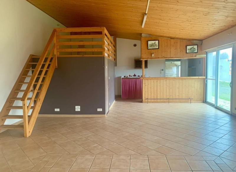 Maison - 87 m² - 1 pièce