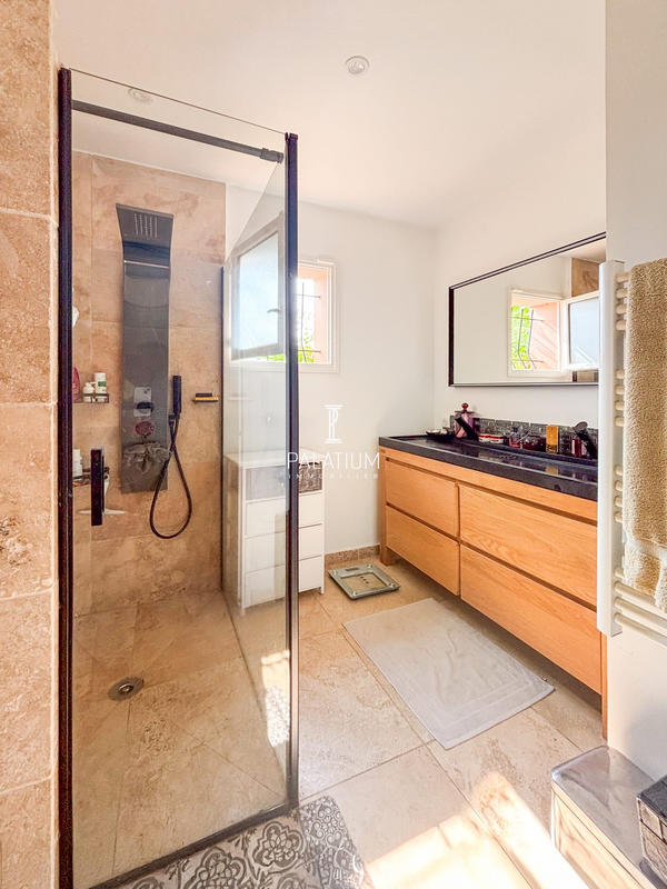 Villa - 150 m² - 6 pièces