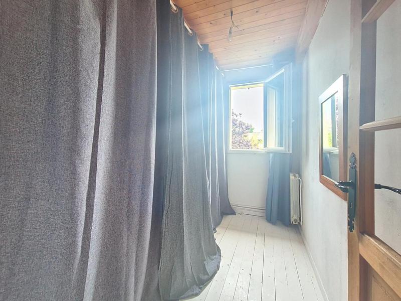 Maison - 186 m² - 6 pièces