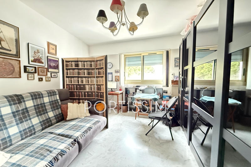 Appartement - 94 m² - 4 pièces