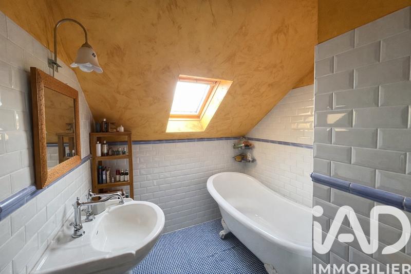 Maison - 93 m² - 5 pièces