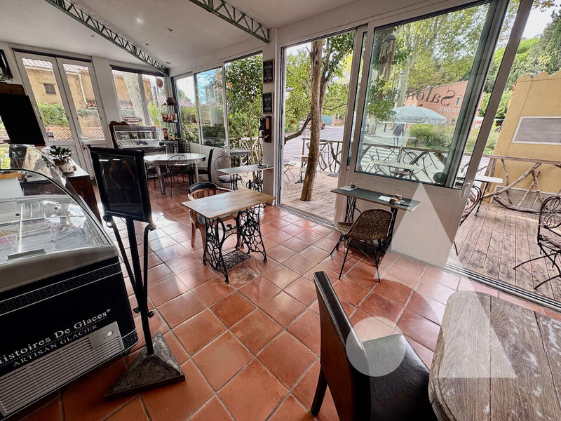 Local commercial - 145 m²